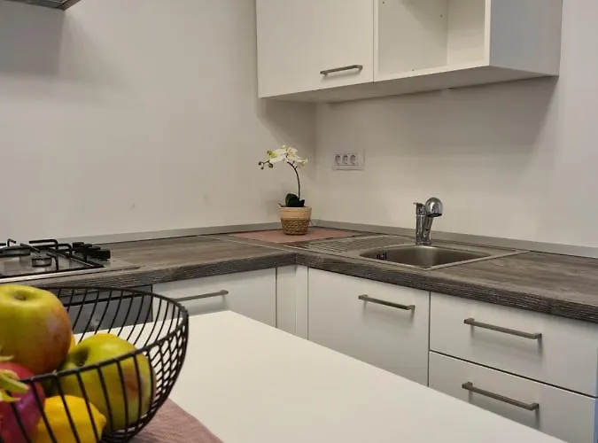 Polei Istria Πούλα