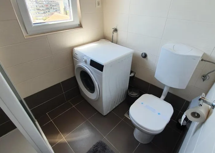 Polei Istria * Πούλα